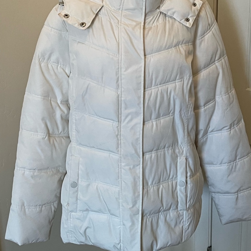 Women's White Puffer Jacket Size XL